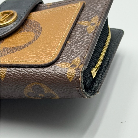 Louis Vuitton Juliette Wallet Reverse Monogram Canvas - Picture 7 of 14